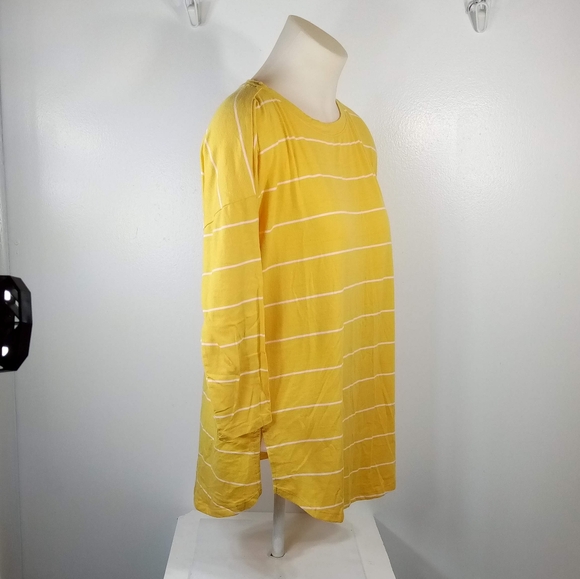 Just Be Women's Top - Picture 7 of 9